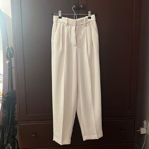 Aritzia Wilfred Carrot Pants